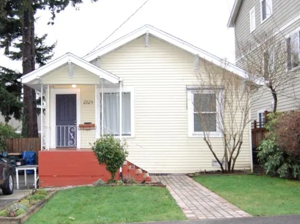 2824 24th Ave W, Seattle, WA 98199