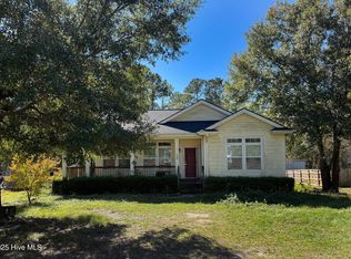 706 Ridgecrest Ln, Rocky Point, NC 28457