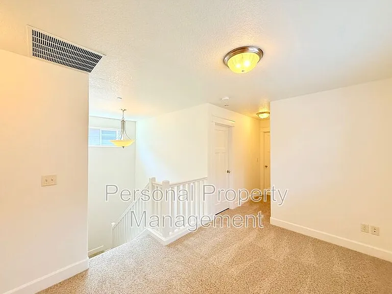 3326 NW 47th Dr — Photo 12