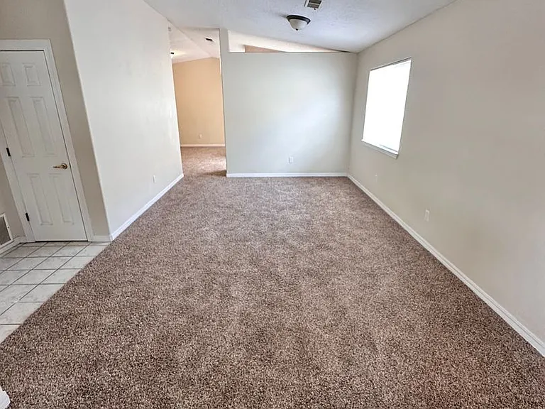 6535 Tierra Prieta Ave NW — Photo 5