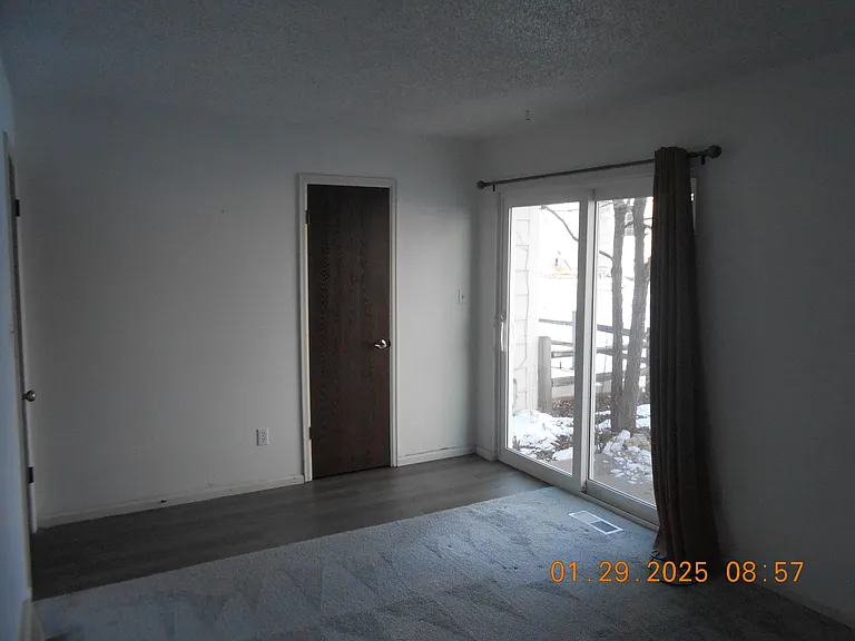 2924 Ross Dr #H17 — Photo 13