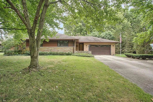 506 Dodson Dr E photo 1