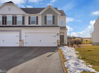 146 Magnolia Ln, State College, PA 16803