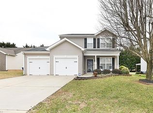 6031 Parkside Cir, Winston Salem, NC 27107