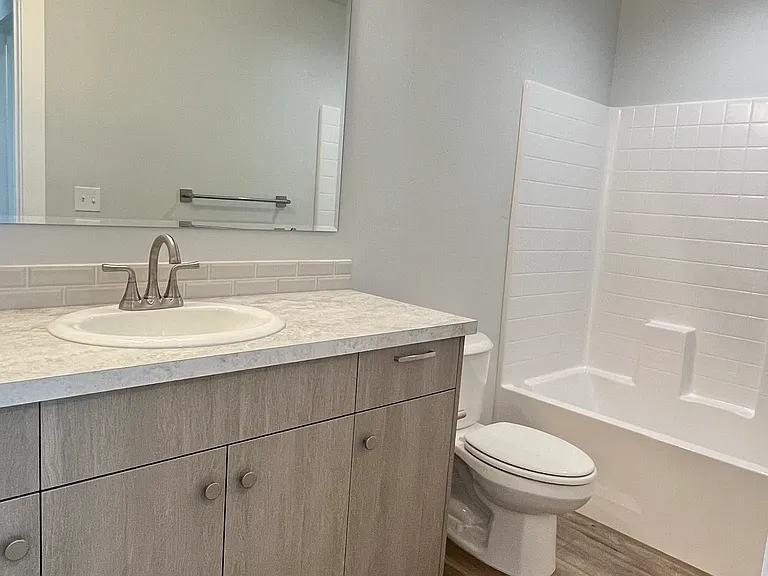 6285 W Karpathos St — Photo 16