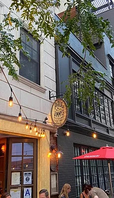 Rented by City Connections Realty | media 11