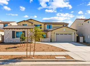 17600 McDowell Valley Dr, Riverside, CA 92503