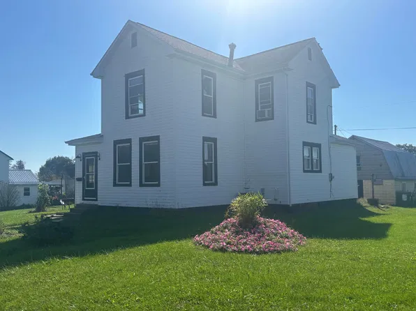 165 W Jennison Ave, Logan, OH 43138