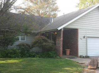 204 W 3rd St, Hammond, IL 61929