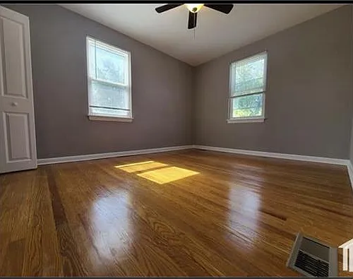 8507 Oak Rd — Photo 10
