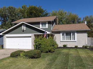 334 S Creek Dr, Depew, NY 14043