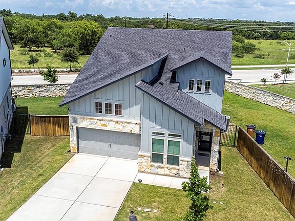 2nd image of 2800 Sebring Cir