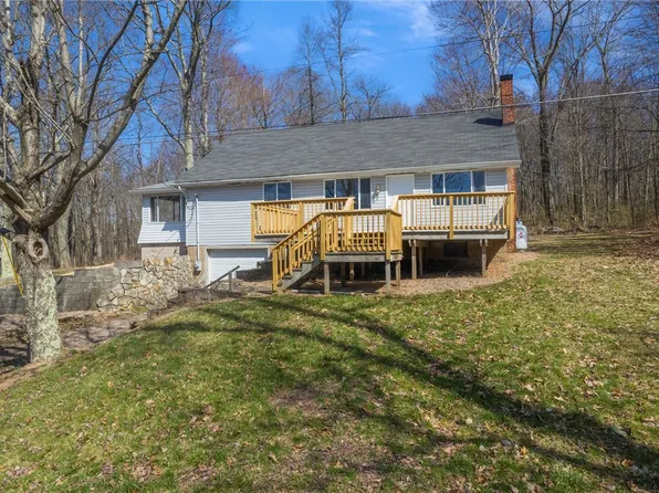 7703 National Pike, Addison, PA 15411