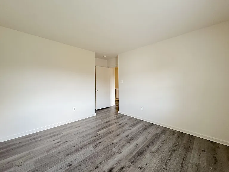 4104 Sideburn Rd — Photo 21