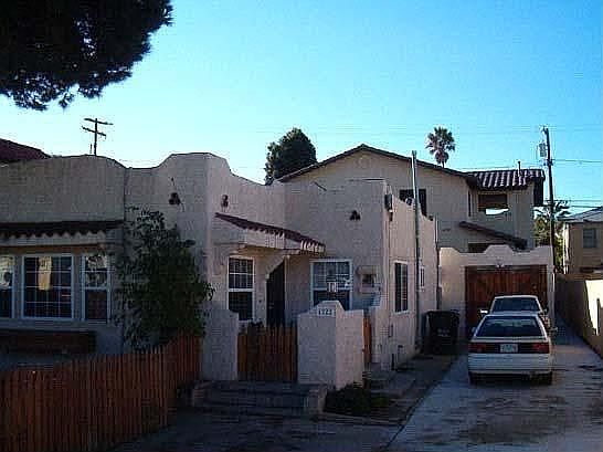 Front house & 2-story Back house
