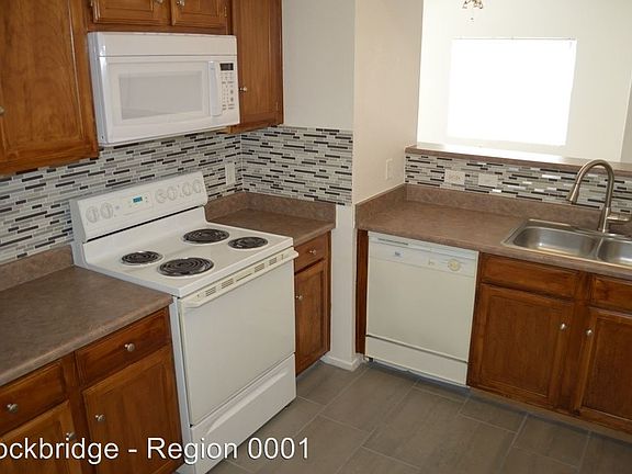 2nd image of 45 Maleena Mesa St APT 1418
