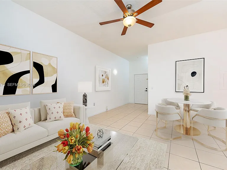 2851 Riverside Dr #207 — Photo 7