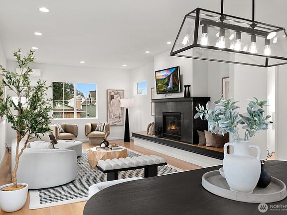 4th image of 7557 Earl Avenue NW