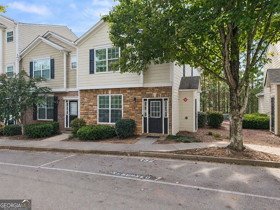 1st image of 126 Riverstone Commons Cir