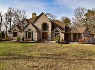 32 Griswold Rd, Ellington, CT 06029