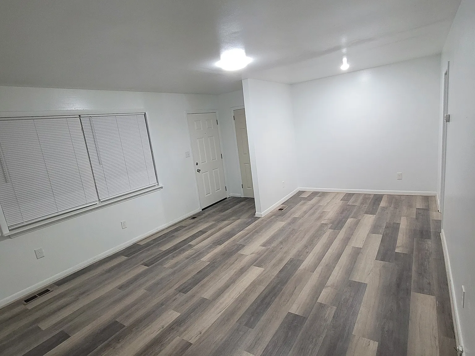 8505 Orcutt Ave — Photo 3