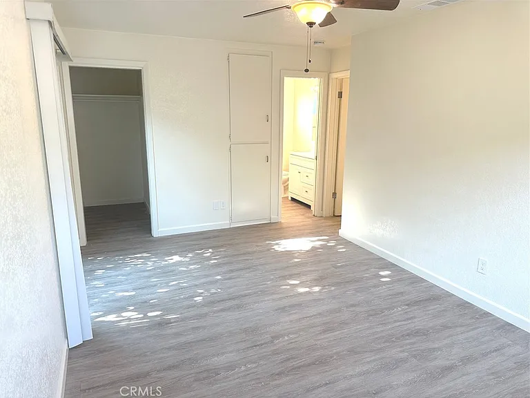 24450 University Ave — Photo 16