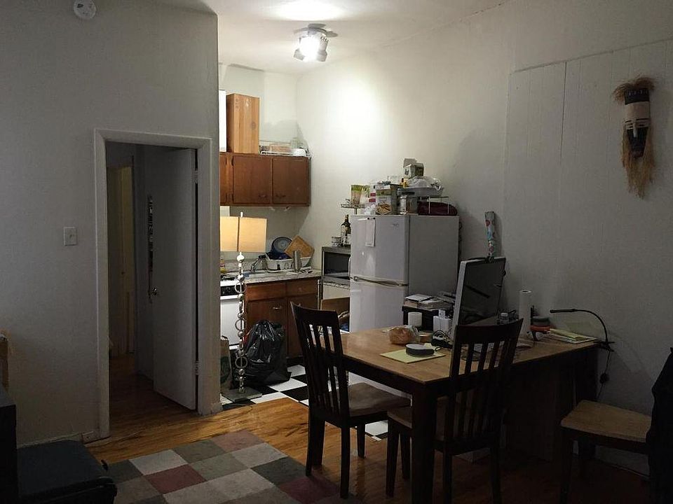 1st image of 1434 Lombard St APT 2R