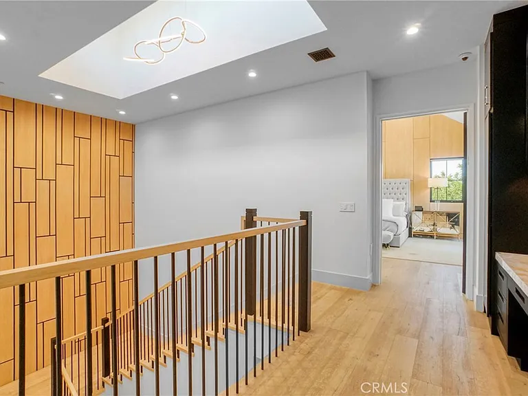 4961 Edgerton Ave — Photo 20