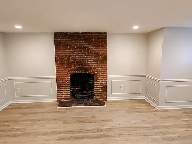 1758 Swann St NW #B — Photo 5