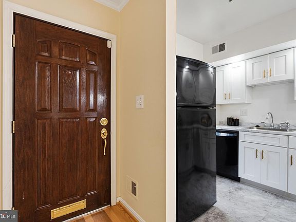4th image of 1074 Paper Mill Ct NW #1074