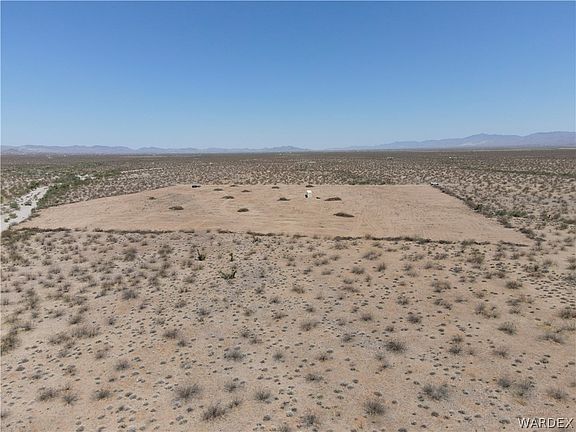 5th image of 0000 W Ash Drive