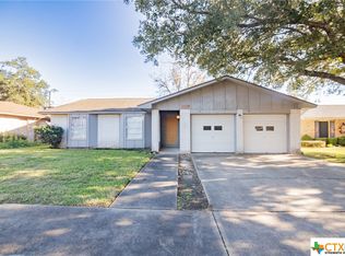 107 Brandywine Ln, Victoria, TX 77901
