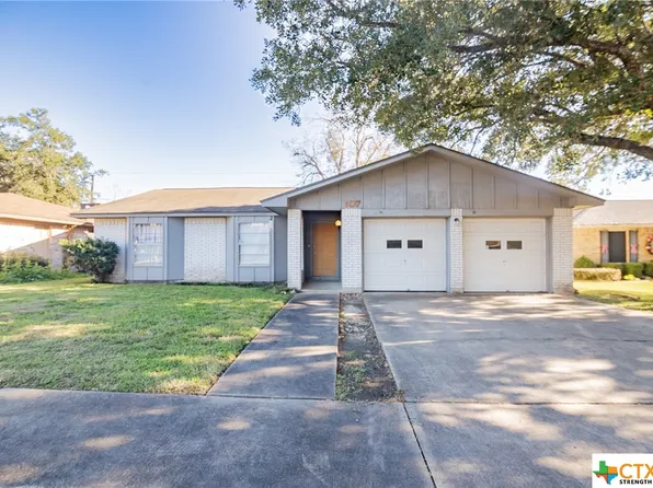 107 Brandywine Ln, Victoria, TX 77901