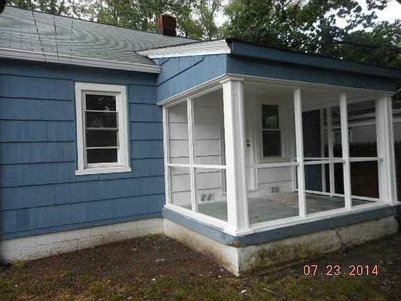 4th image of 4715 N Kingsley Dr