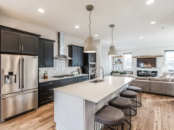 398 36th Ave N, Nashville, TN 37209