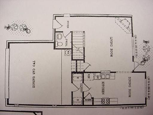 2nd image of 1918 LOST TRAIL DR