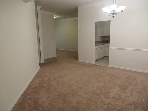 4th image of 8852 Fairview Blf