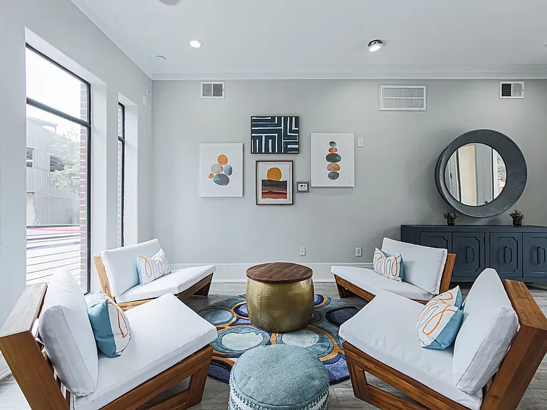 The Village at Bellaire Apartments — Photo 8