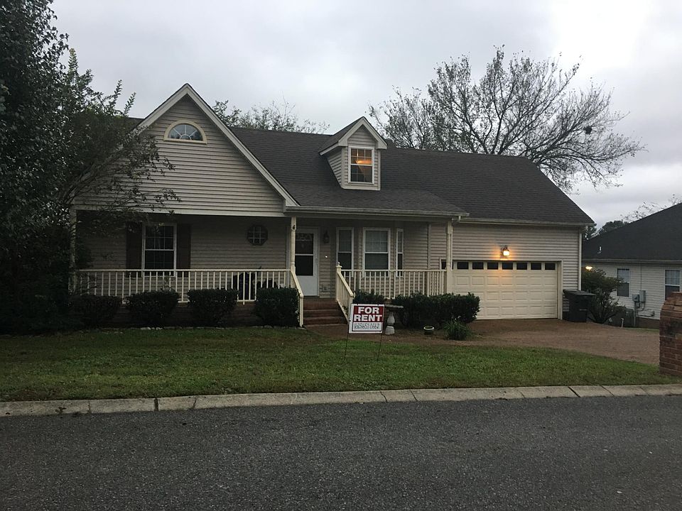 1st image of 406 Bryn Mawr Cir