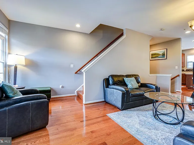 4281 S Capitol St SW — Photo 51