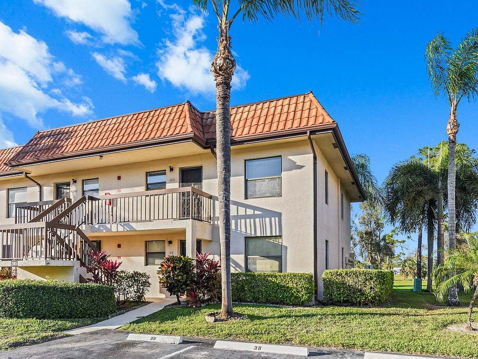 Lucerne Lakes Golf Colony Condominiums 7185 Golf Colony Ct Lake Worth