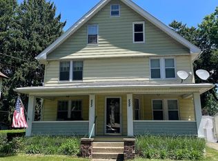 2549 Elmwood St, Cuyahoga Falls, OH 44221