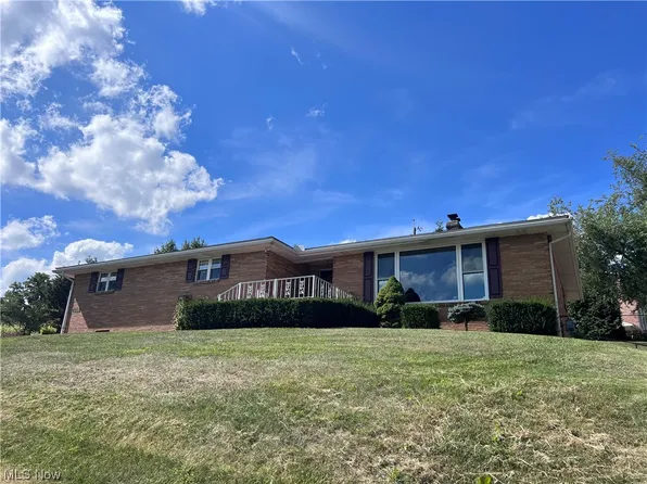 230 Skyline Cir, Wintersville, OH 43953
