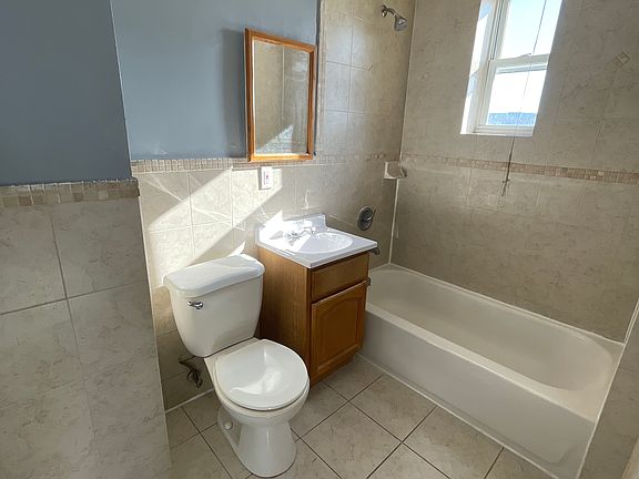 3rd image of 4008 Kennedy Blvd APT D4