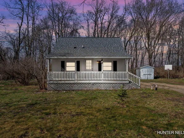 1251 E 120th St, Grant, MI 49327