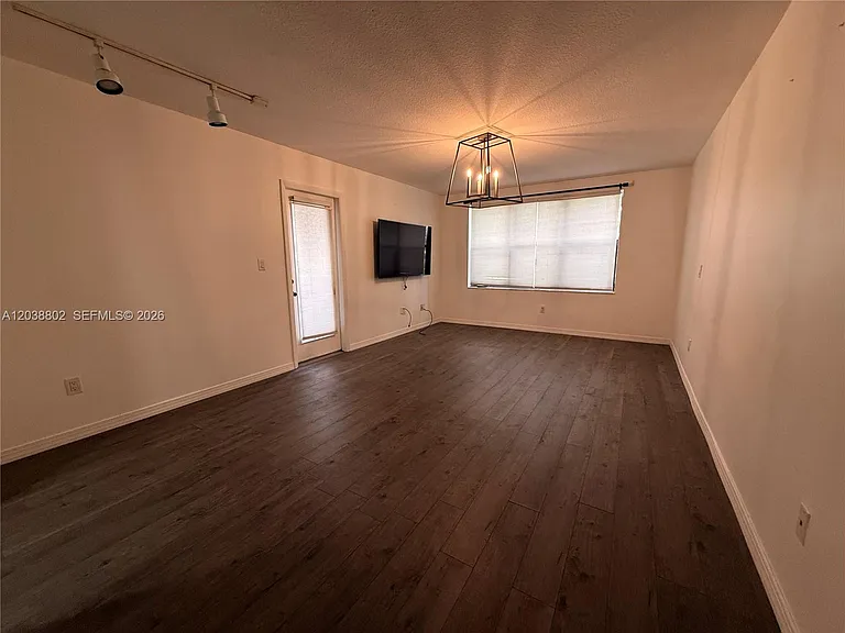 4501 W McNab Rd #10 — Photo 8