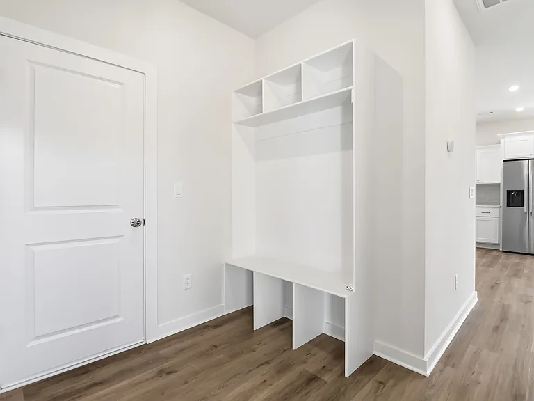 3406 SE K St #1 — Photo 5
