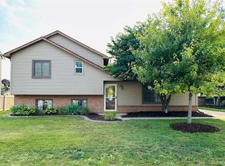 441 N Willard Rd, Canton, MI 48187