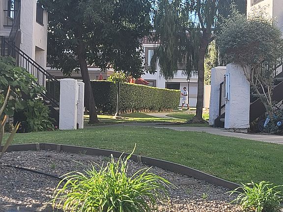 4th image of 8461 Westmore Rd APT 3