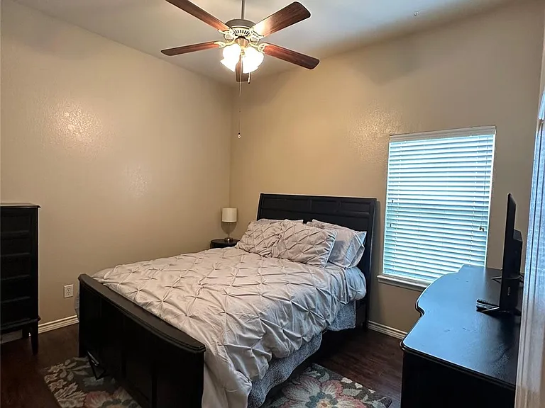 1208 Lazy Ln — Photo 26